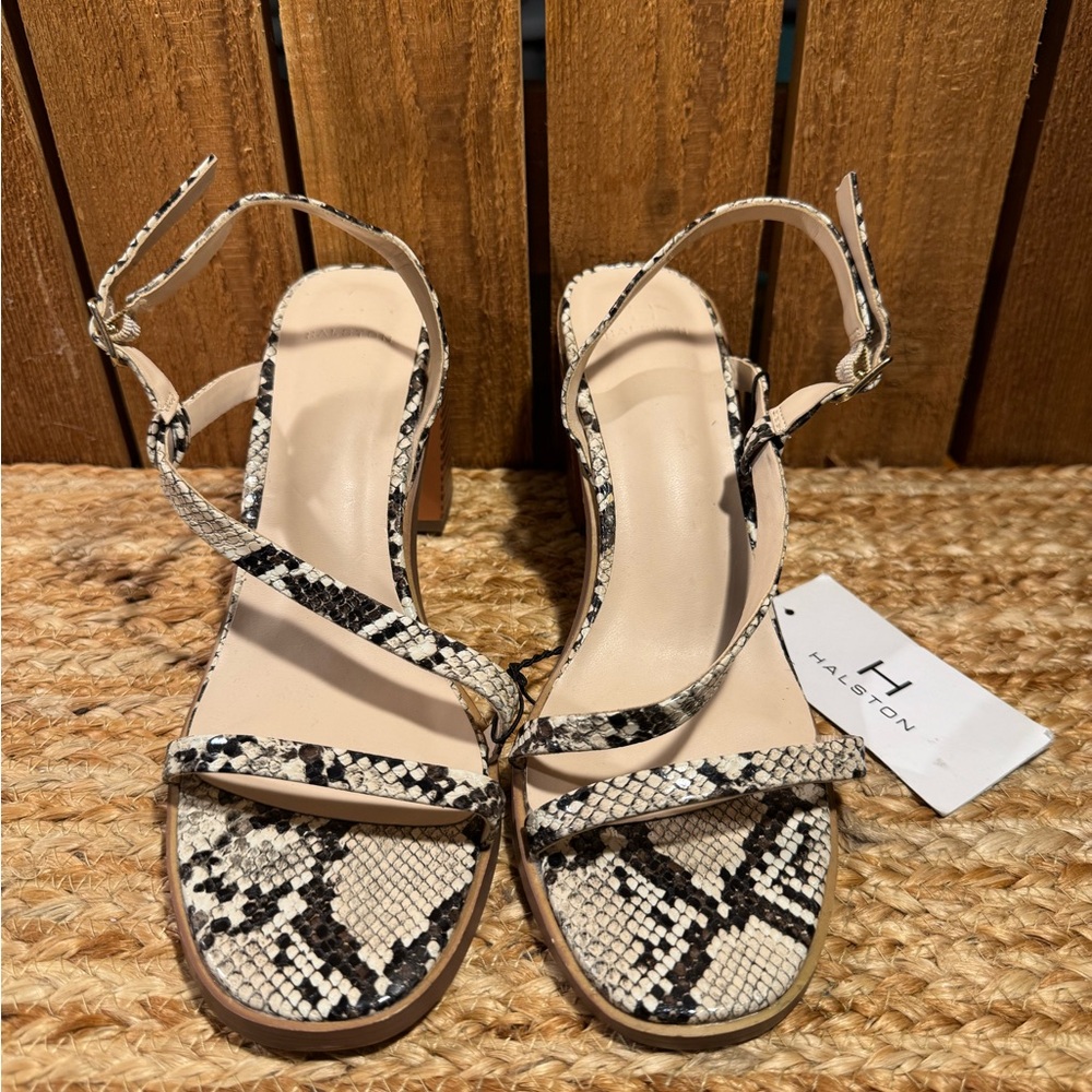 NEW H Halston Vegan Snakeskin Chunky Heel Strappy Sandal Sz 8